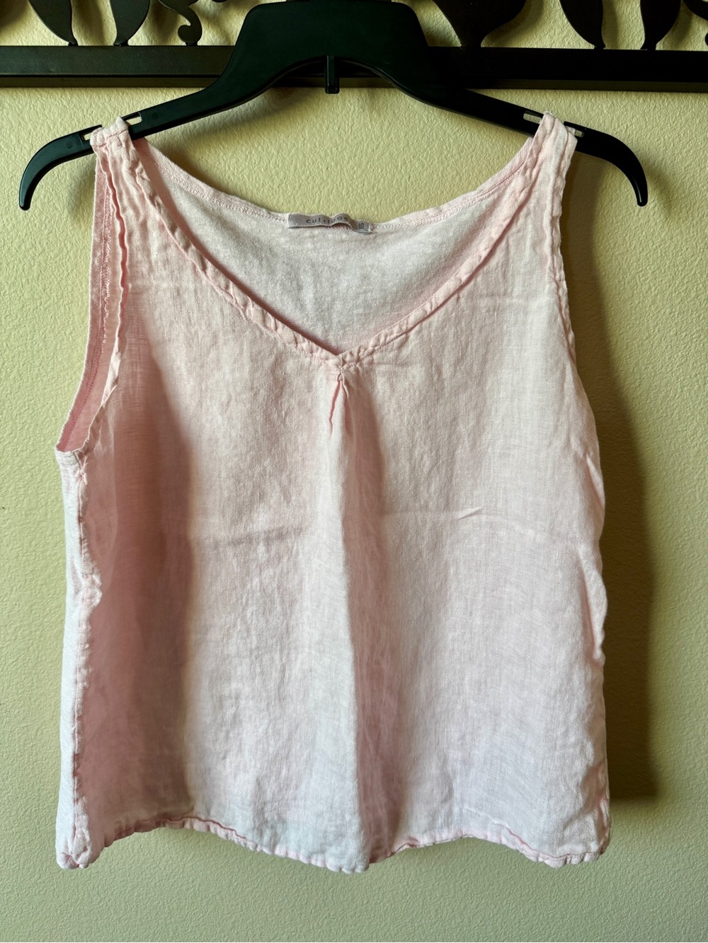 cut loose Soft Pink Linen V-Neck Tank